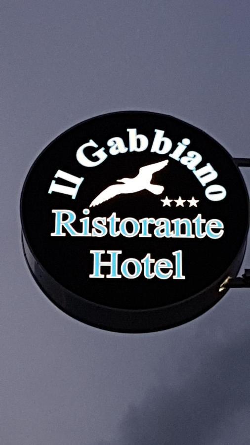 Hotel Ristorante Il Gabbiano Cecina  Exterior foto